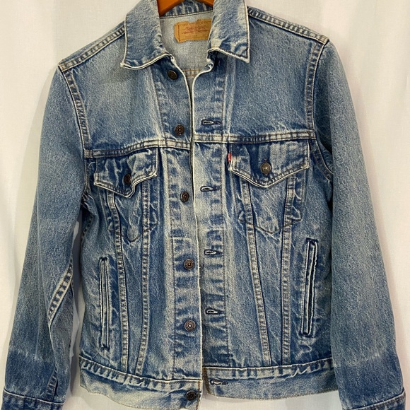Vintage 1980s Levis Trucker Med Wash Blue Denim Jacket 70506-0216 Men's 36 - Picture 1 of 13